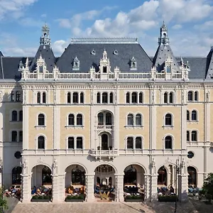 Hotell W, Budapest