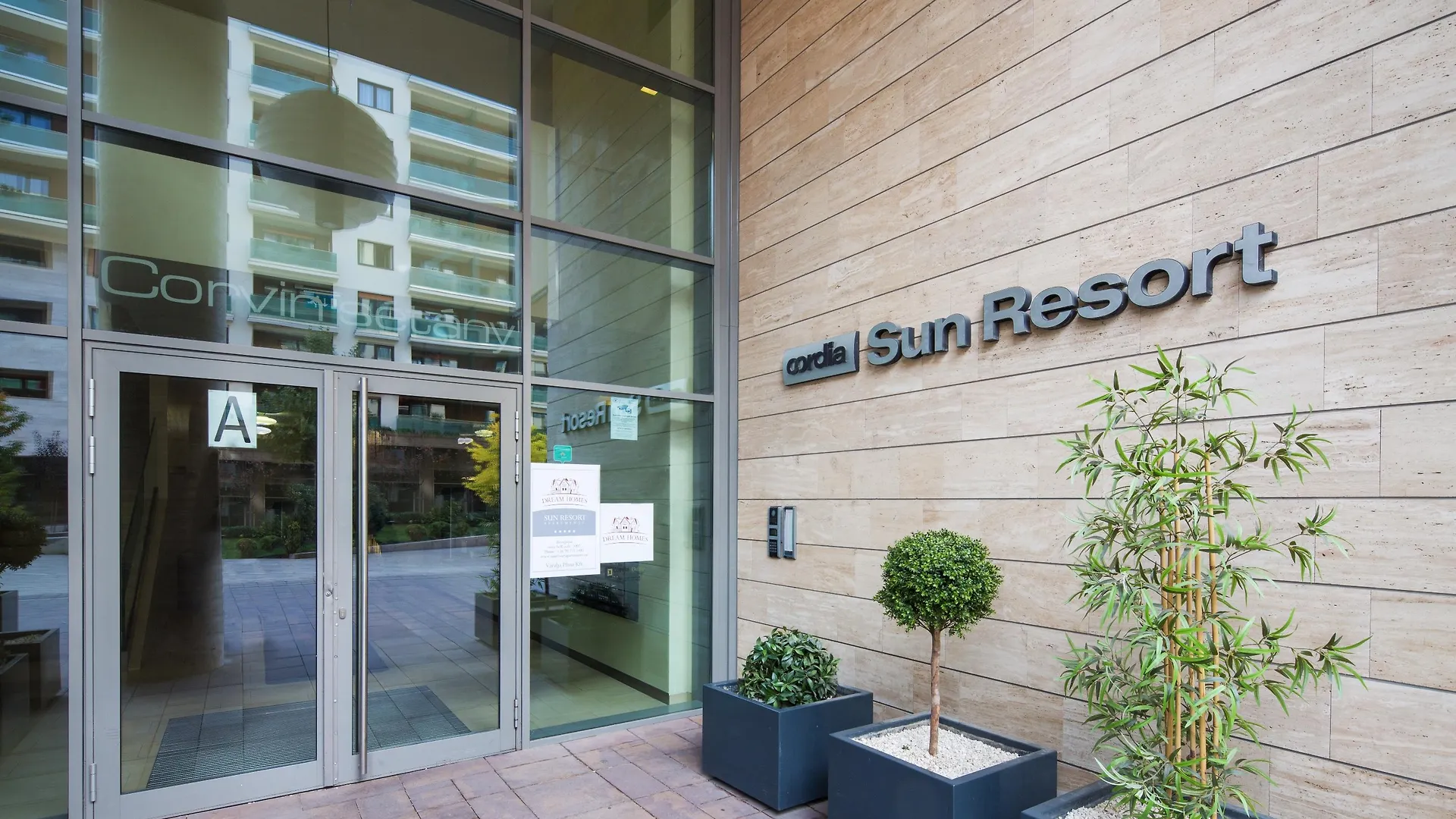 Sun Resort Apartments Budapest Ungheria